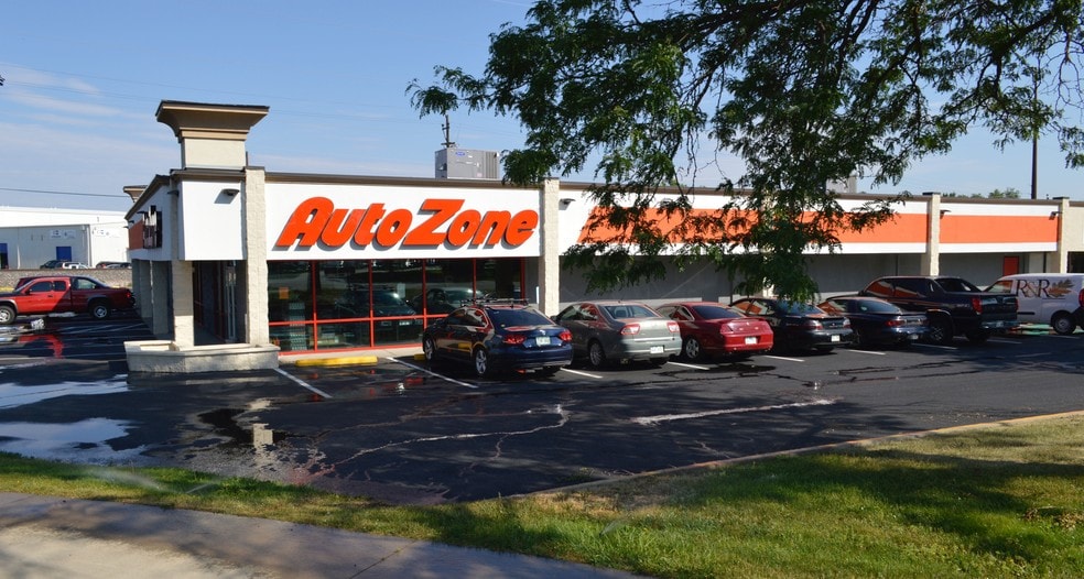 1375 Sherman Dr, Longmont, CO for sale - Building Photo - Image 2 of 9