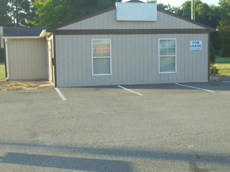 25656 A A P Hill Blvd, Port Royal, VA for lease - Building Photo - Image 2 of 4
