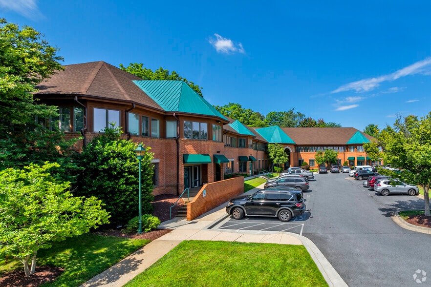 3410-3418 Olandwood Ct, Olney, MD à louer - Photo du bâtiment - Image 2 de 3