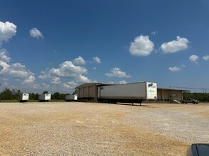 3390 Jeff Homan Blvd, Tupelo, MS à vendre Photo intérieure- Image 2 de 4