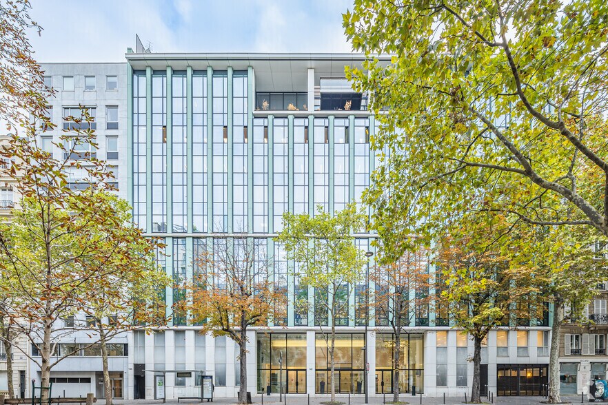 140-144 Boulevard Malesherbes, Paris à louer - Photo du bâtiment - Image 2 de 23