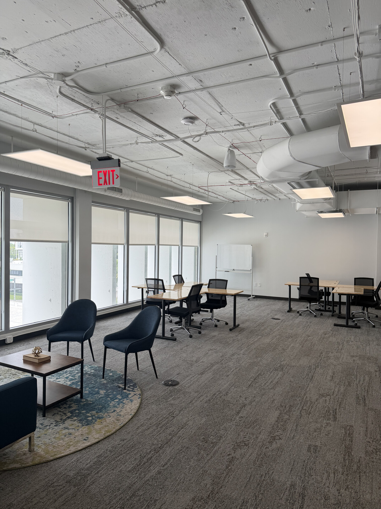 2125 Biscayne Blvd, Miami, FL for lease Interior Photo- Image 1 of 12