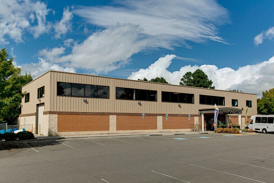 2426 New Dorset Rd, Powhatan, VA à vendre - Photo du bâtiment - Image 3 de 42