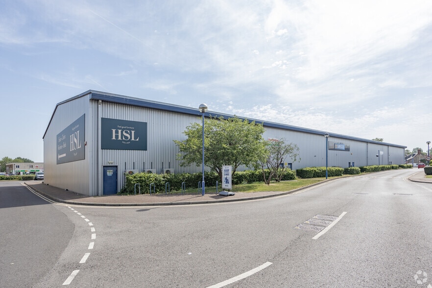 Hobley Dr, Swindon for lease - Building Photo - Image 2 of 2