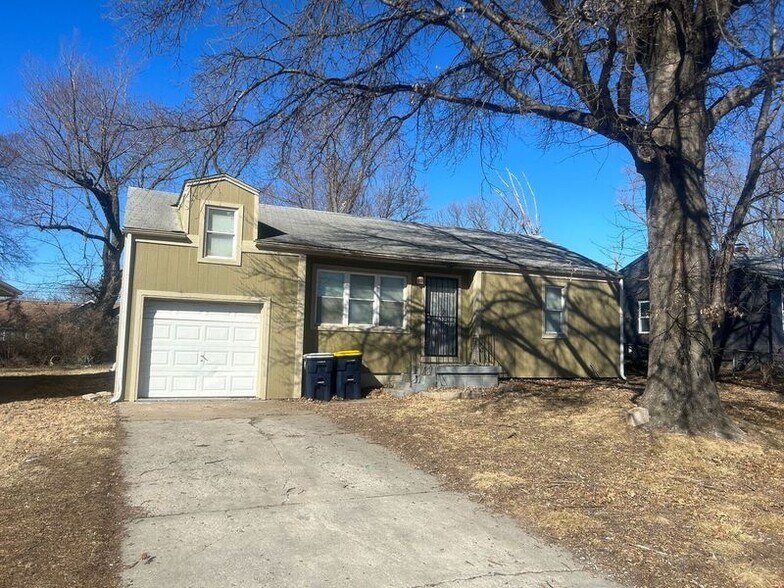 7426 Indiana Ave, Kansas City, MO for sale - Primary Photo - Image 1 of 1