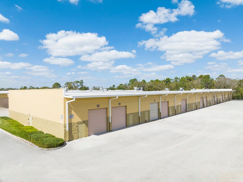 4030 Kidron Rd, Lakeland, FL à louer - Photo du bâtiment - Image 2 de 4