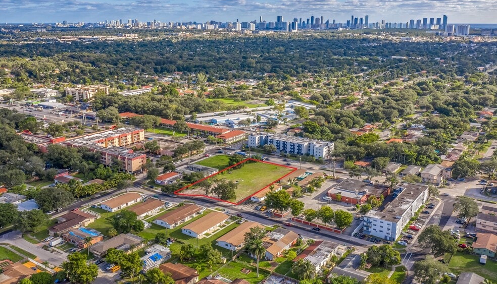14420 NE 6th Ave, North Miami, FL à vendre - Aérien - Image 2 de 12