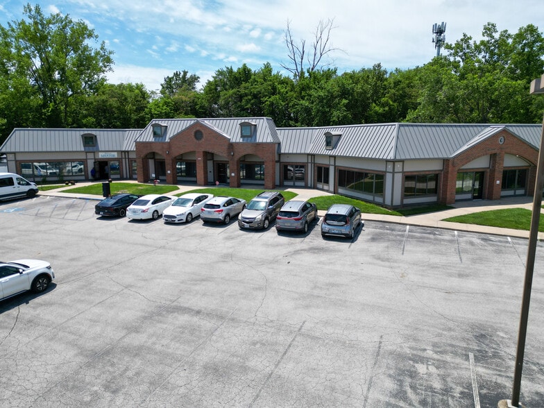 3730 S Elizabeth St, Independence, MO à louer - Photo du bâtiment - Image 3 de 17