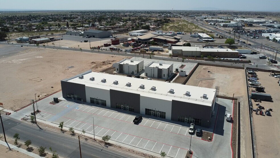 1524 Pawling Dr, Horizon City, TX à vendre - Vidéo sur l’inscription commerciale - Image 2 de 11