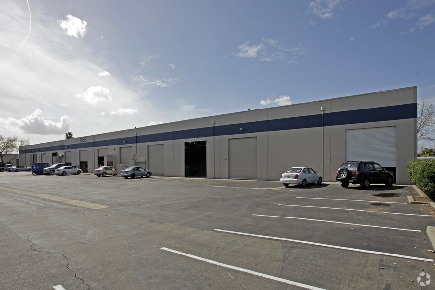 2655 Land Ave, Sacramento, CA for lease - Building Photo - Image 1 of 18