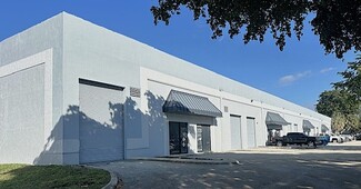 Plus de détails pour 2240 SW 70th Ave, Davie, FL - Industriel à louer