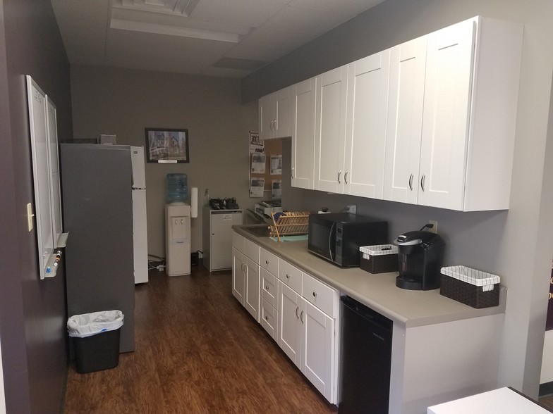 7721 Clayton Rd, Saint Louis, MO for lease - Other - Image 3 of 7