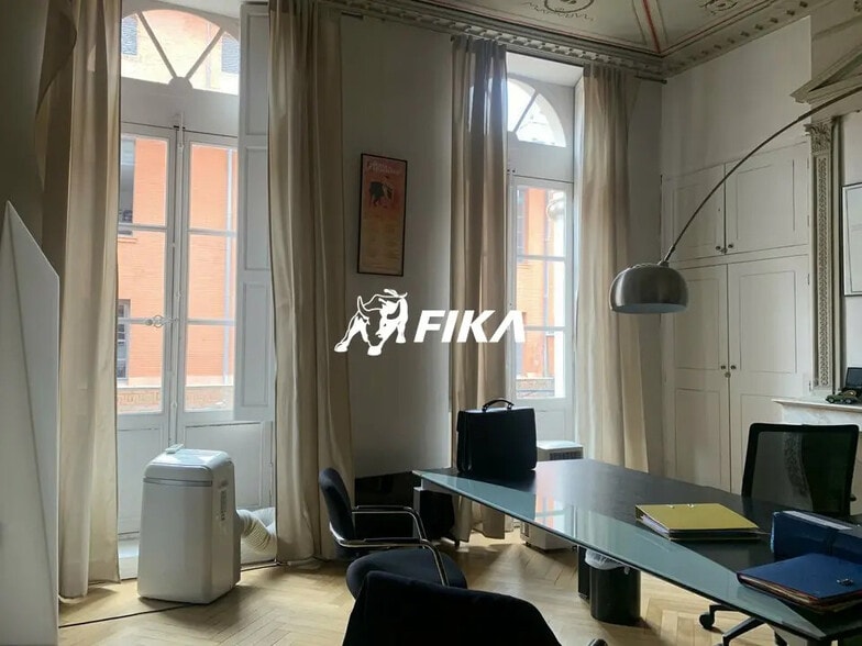Office in Toulouse for lease - Interior Photo - Image 3 of 12