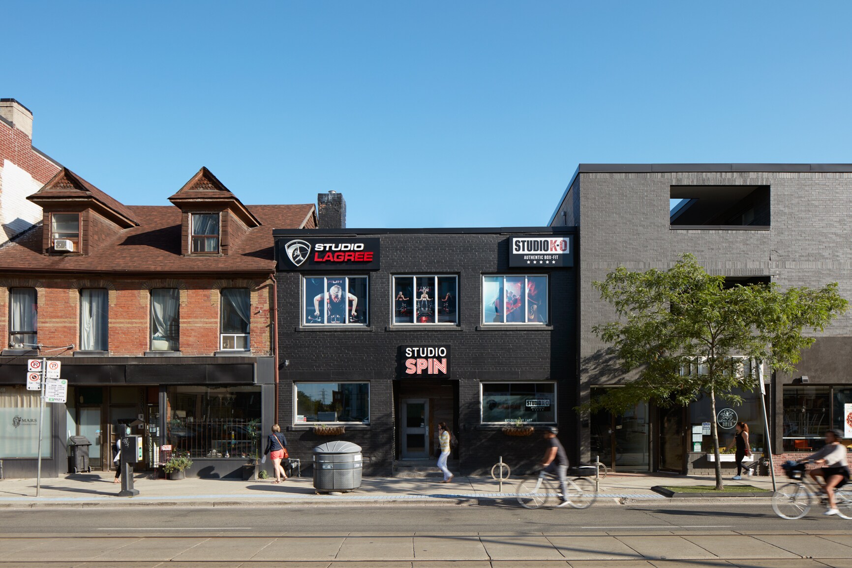 672 Queen St E, Toronto, ON à vendre Photo principale- Image 1 de 1