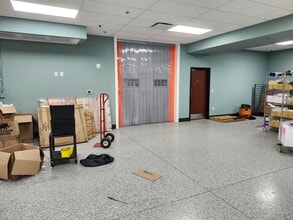 528 Sunbury Rd, Midway, GA for lease Interior Photo- Image 2 of 6