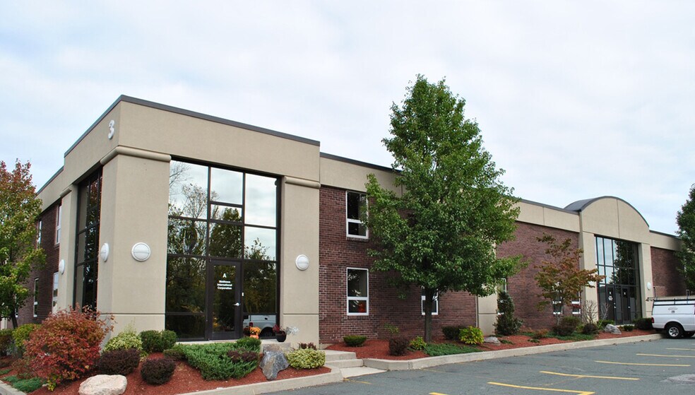 3 Gill St, Woburn, MA à louer - Photo du bâtiment - Image 2 de 4