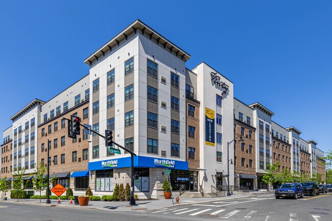 More details for 52 Union St, Elizabeth, NJ - Retail for Lease