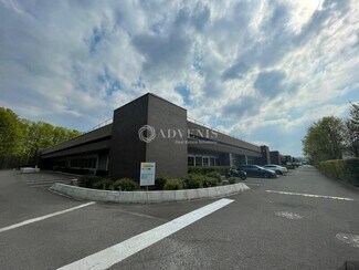 Plus de détails pour 2 Rue Edouard Branly, Trappes - Local d'activités à louer