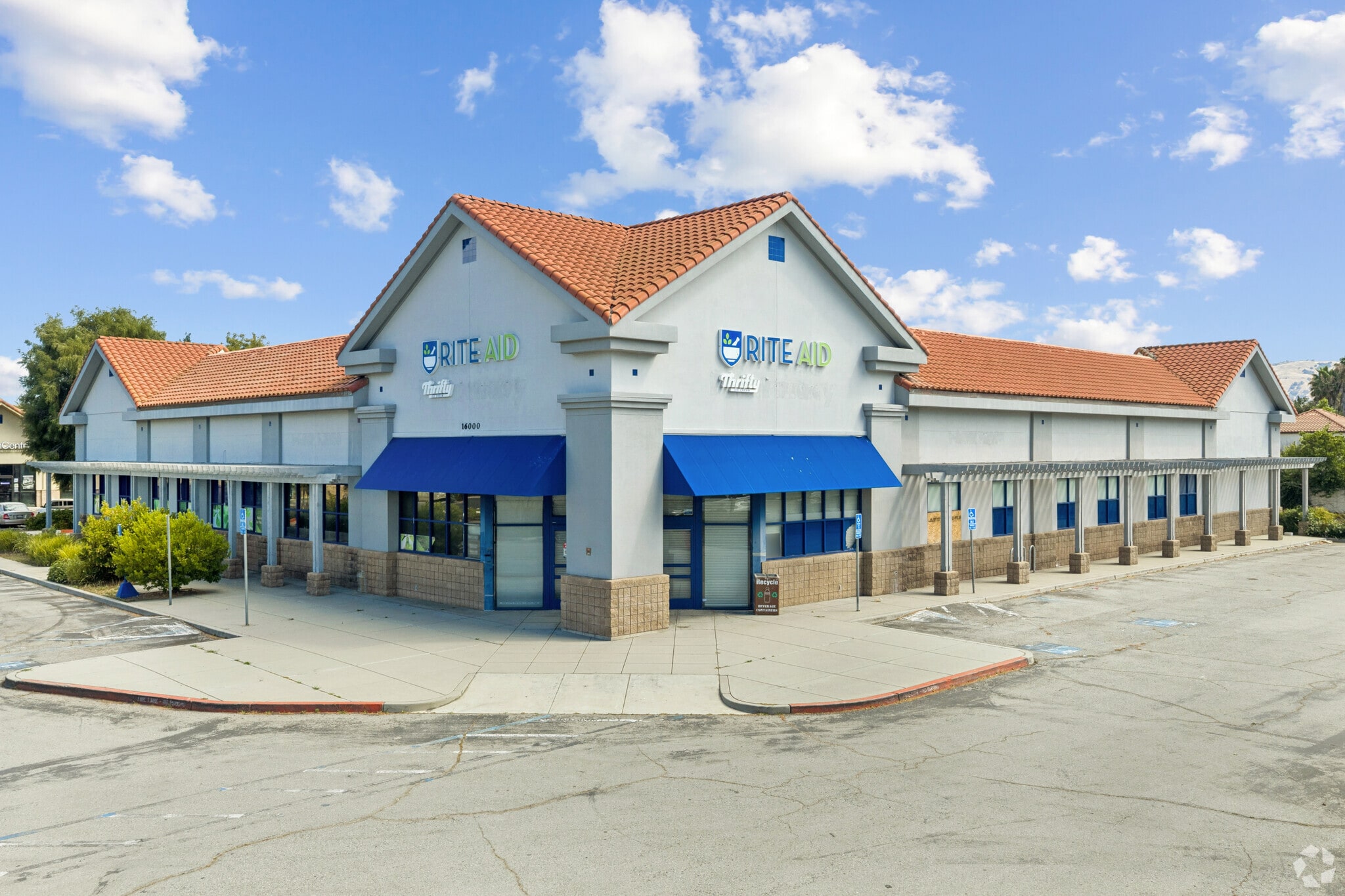 16000-16060 Monterey Road portfolio of 2 properties for sale on LoopNet.ca Building Photo- Image 1 of 47