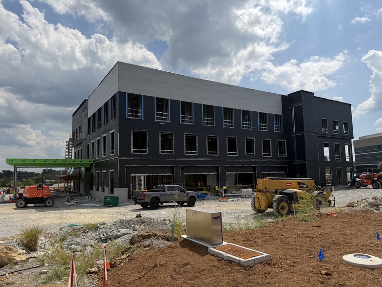 113 Bear Xing, Mount Juliet, TN for lease - Construction Photo - Image 1 of 9