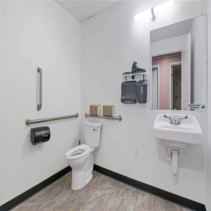 596 E Main St, Batavia, NY for lease Interior Photo- Image 1 of 9