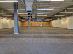 2453-2587 Sycamore Rd, Dekalb, IL à louer Photo du bâtiment- Image 2 de 5