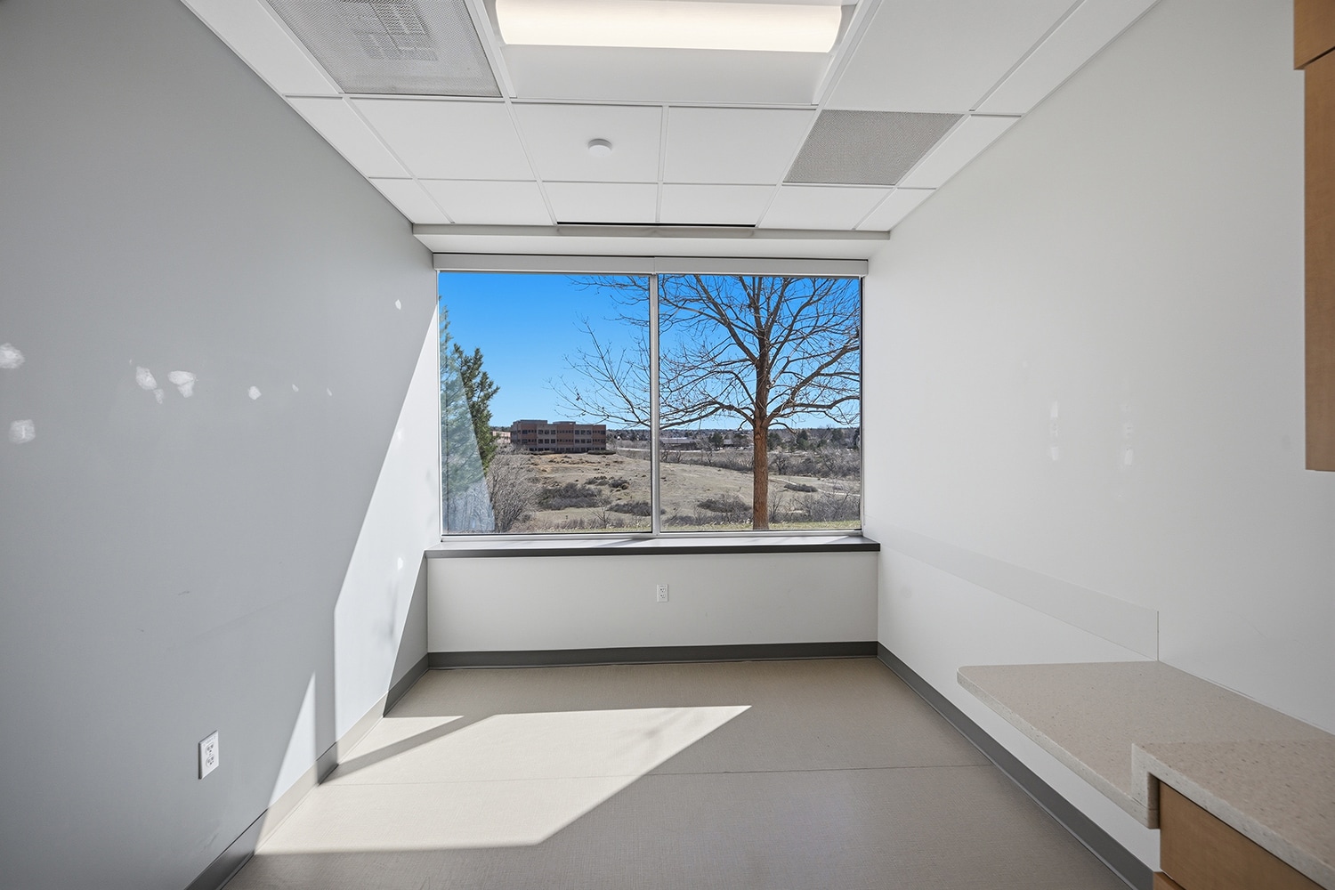 630 Plaza Dr, Highlands Ranch, CO à louer Photo intérieure- Image 1 de 12