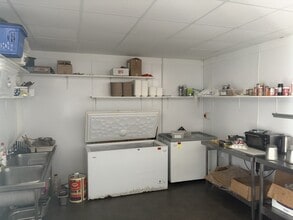 Birchwood Ave, Lincoln à louer Photo intérieure- Image 2 de 2