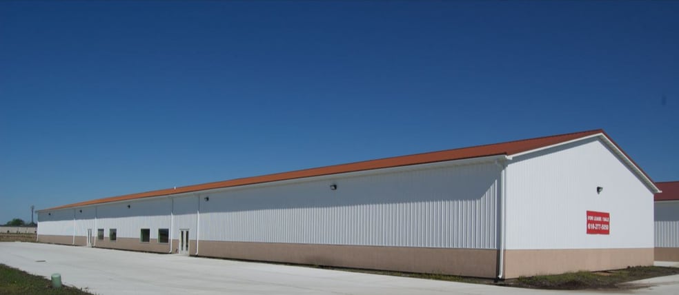 9229 Beller Dr, Mascoutah, IL for lease - Building Photo - Image 1 of 6