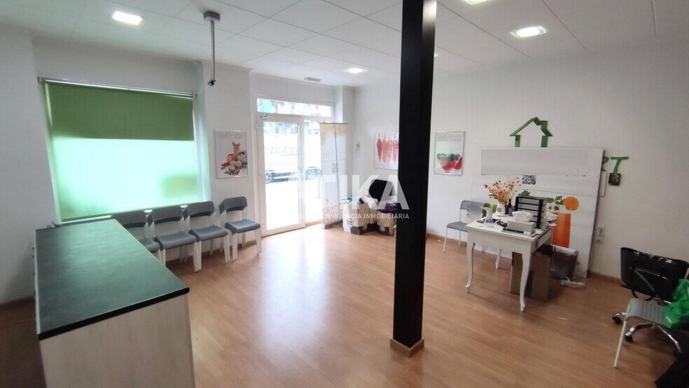 Retail in València, Valencia for sale - Building Photo - Image 1 of 7