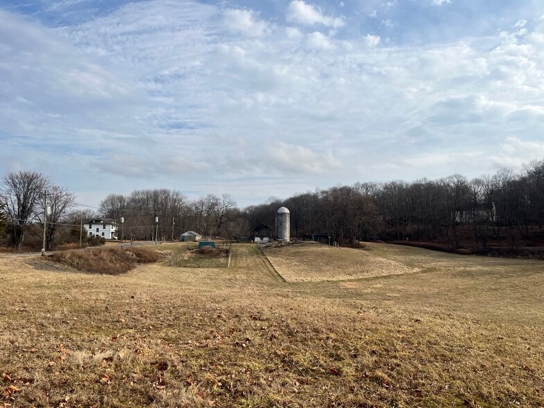 99 Mulford Ct, Lafayette, NJ for lease - Building Photo - Image 2 of 28