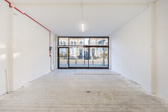 911 Fulham Rd, London for lease Interior Photo- Image 2 of 7