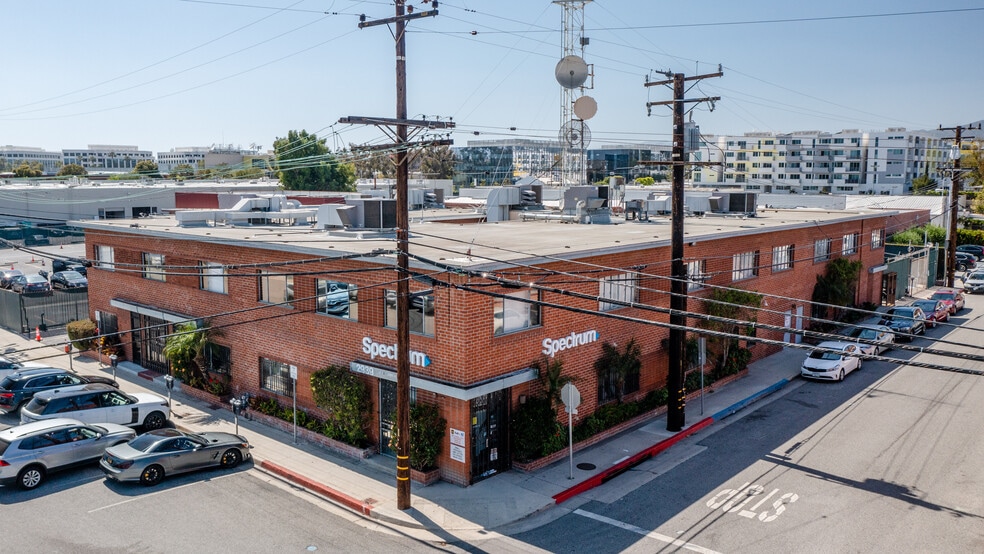 2939 Nebraska Ave, Santa Monica, CA for sale - Building Photo - Image 1 of 8