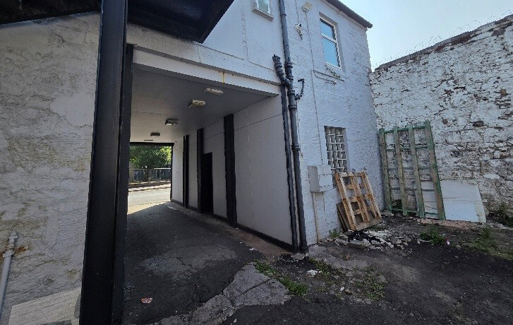 10 Lady Ln, Paisley à vendre - Photo du bâtiment - Image 3 de 5