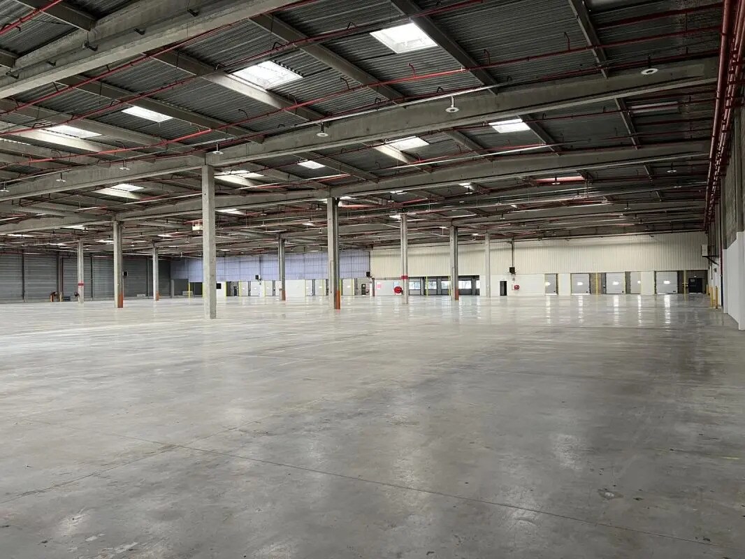 25 Avenue Du Bois De La Pie, Tremblay-en-France à louer Photo du bâtiment- Image 1 de 13