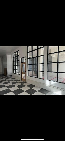 545 Shoup Ave, Idaho Falls, ID à louer - Photo intérieure - Image 3 de 6