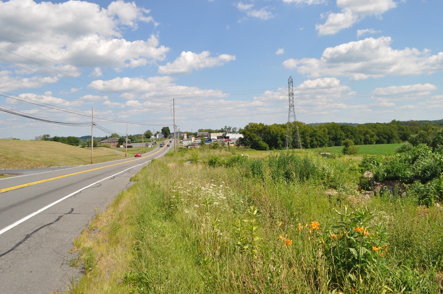 7216 Bernville Rd, Bernville, PA for sale - Primary Photo - Image 1 of 1