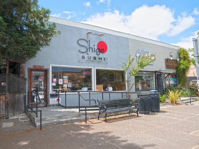 Plus de détails pour 8225 OLD REDWOOD HIGHWAY COTATI, CA – Commerce de détail à vendre, Cotati, CA