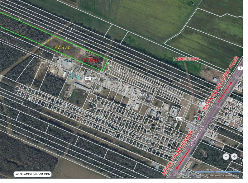 Liberty Drive, Port Allen, LA à louer - Photo du bâtiment - Image 3 de 5