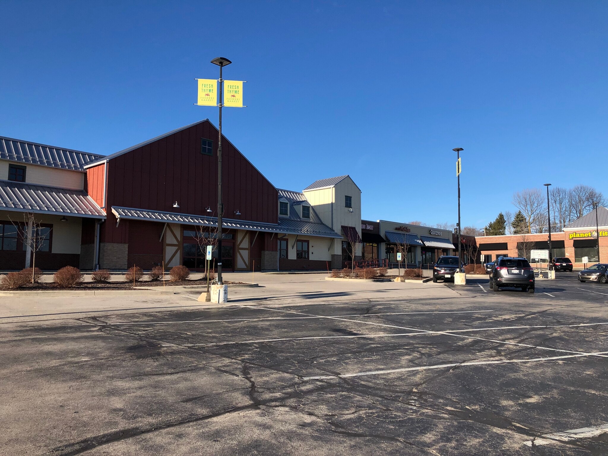 N89W16849 Appleton Ave, Menomonee Falls, WI à louer Photo du bâtiment- Image 1 de 1