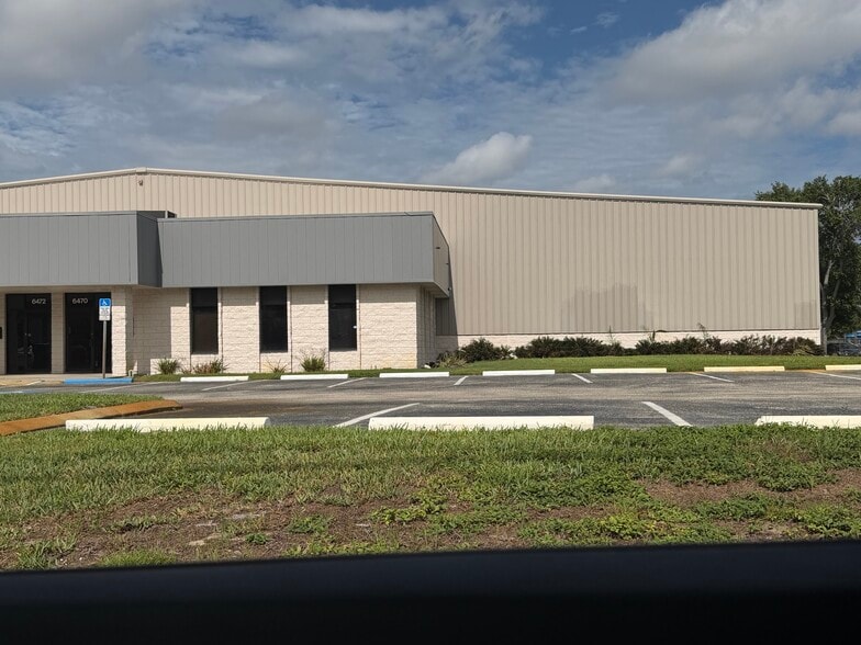 6470 Parkland Dr, Sarasota, FL for lease - Building Photo - Image 2 of 7