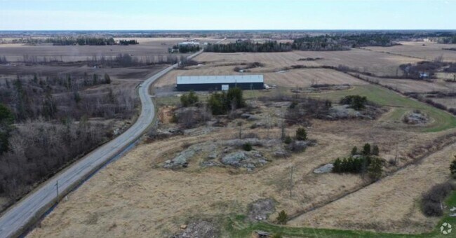 Plus de détails pour 21 Eugene Rd, Verner, ON - Industriel à vendre