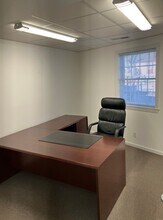 27 Pine St, New Canaan, CT for sale Interior Photo- Image 2 of 2