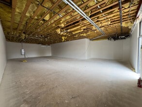 71950 Hwy 111, Rancho Mirage, CA for lease Interior Photo- Image 2 of 6