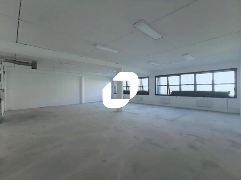 Industriel dans Paris à louer - Photo intérieure - Image 2 de 13