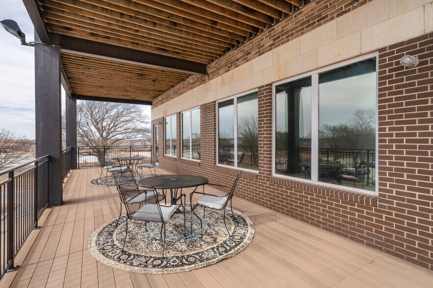 6401 W Eldorado Pky, McKinney, TX à louer - Photo du bâtiment - Image 3 de 98