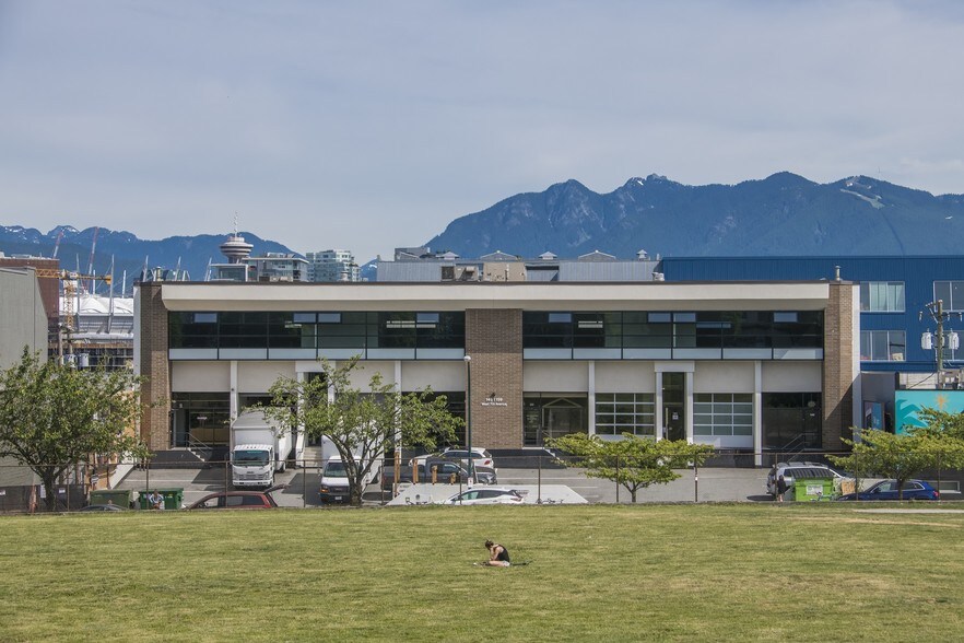 149-159 W 7th Ave, Vancouver, BC for lease - Building Photo - Image 2 of 2