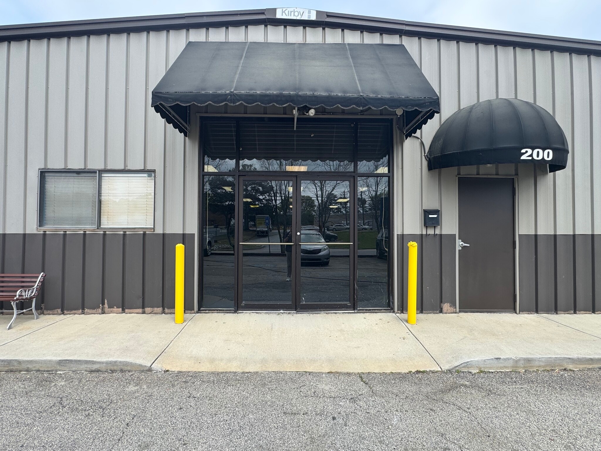 4566 Lewis Rd, Stone Mountain, GA for lease Building Photo- Image 1 of 8