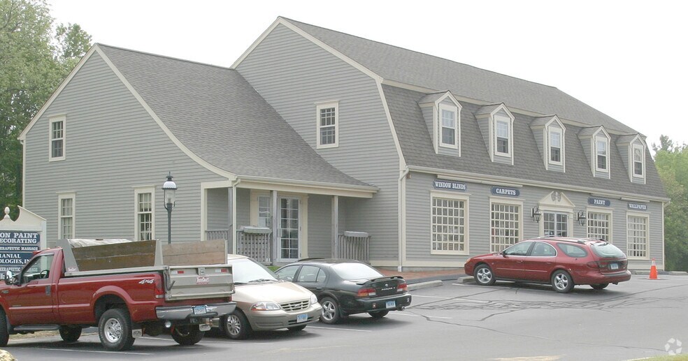 252 E Main St, Clinton, CT for sale - Primary Photo - Image 1 of 2