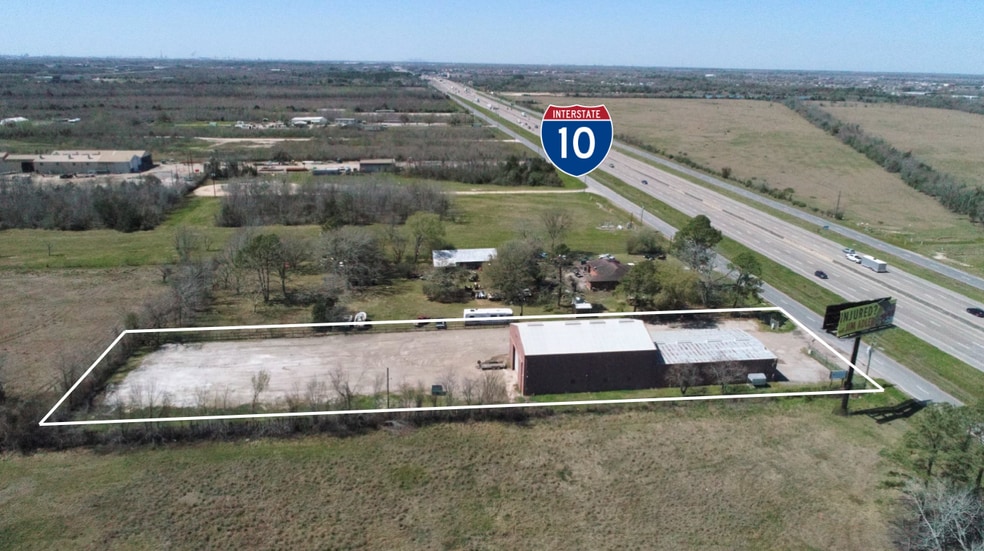 7108 East Fwy, Baytown, TX à louer - Photo du bâtiment - Image 2 de 3